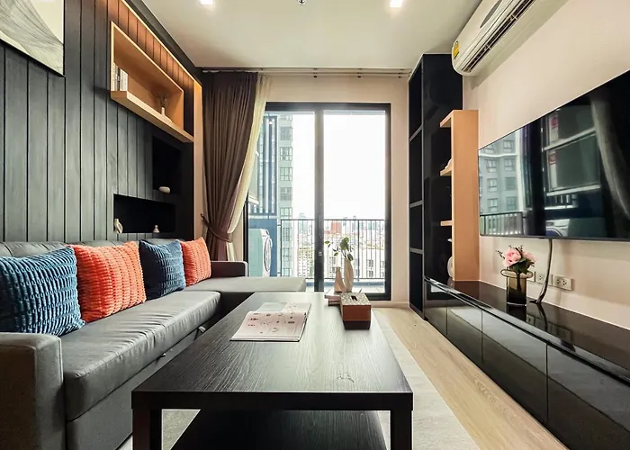 Near Mrt L Modern 2br L Pool And Gym L Sontana