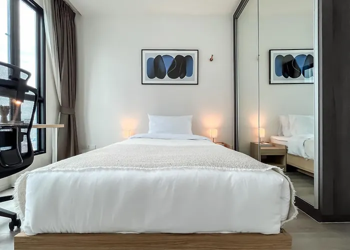 Near Mrt L Modern 2br L Pool And Gym L Sontana